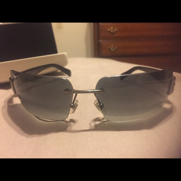 Men’s Versace Sunglasses - Picture 2 of 4